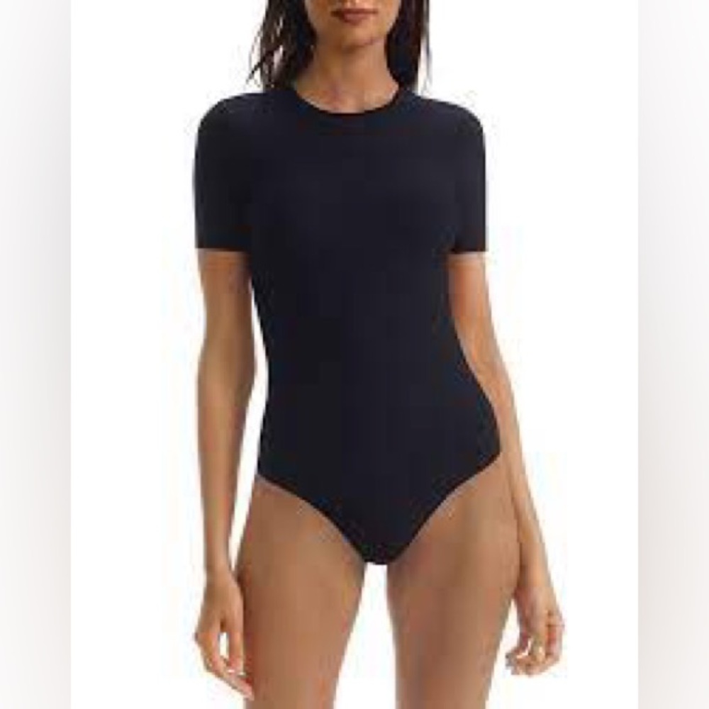 COMMANDO Crewneck Short Sleeve Bodysuit | Size OS
